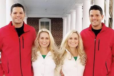 Eeneiige tweelingbroers trouwen met eeneiige tweelingzussen in Twinsburg