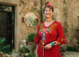 Debbie uit ‘B&B vol liefde’ deed op haar 50ste een bizarre ontdekking over haar familie