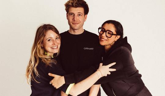 De gezichten van nws.nws.nws: ‘De volledige nieuwsdienst moet de manier waarop ze nieuws brengen aanpassen aan de nieuwe realiteit’