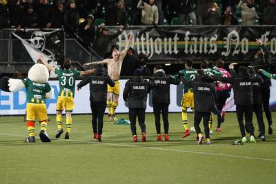 Feestende Lex Immers: Tattoo is een kenmerk van mij