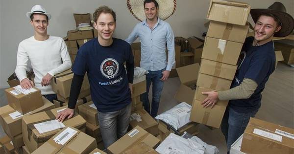 Jonge ondernemers scoren met domeinnaam Carnavalskleding.nl - Tubantia