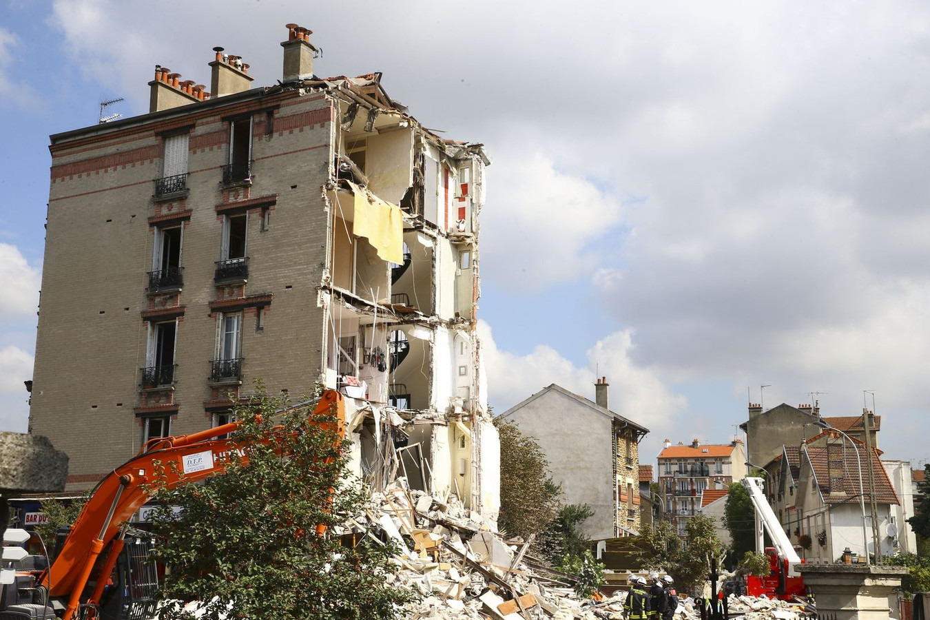 Le dernier corps sorti des ruines à Rosny | Foto | 7sur7.be