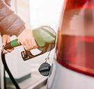 Dieselrijders betalen intussen al 448 euro meer, met benzine komt u er goedkoper vanaf