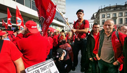‘Hij wil een afbraakregering’: socialistische vakbond maakt brandhout van begrotingstabel De Wever