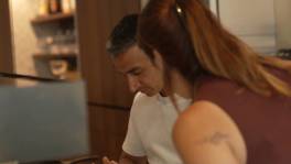 Bloed in deeg dwingt duo uit Oostende tot improvisatie in Mijn Restaurant