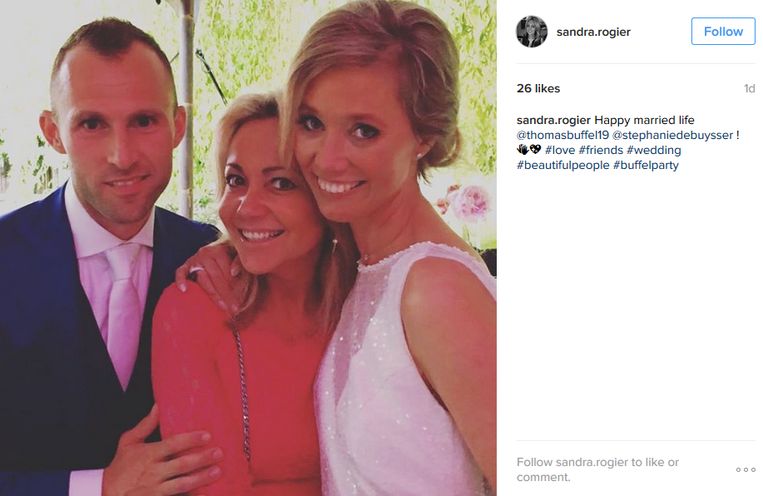 Tegen kanker vechtende vrouw Thomas Buffel straalt op ...
