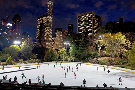 De ijsbaan van Trump in Central Park, de gemeente wil geen enkele relatie meer met de president.