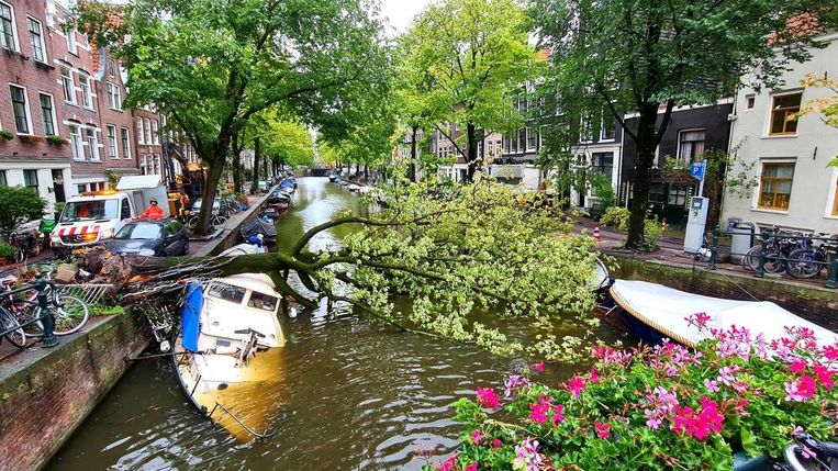 Live | Weesperstraat weer toegankelijk na afzetting