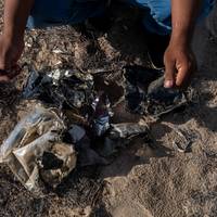 Luguber bewijs van Trumps luchtaanvallen spoelt aan op Colombiaans strand