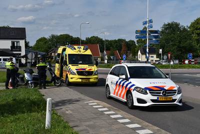 Scooter onderuit bij rotonde in Zeddam