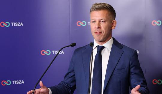 Péter Magyar belooft nieuwe start na monsterzege: ‘We hebben Hongarije bevrijd’