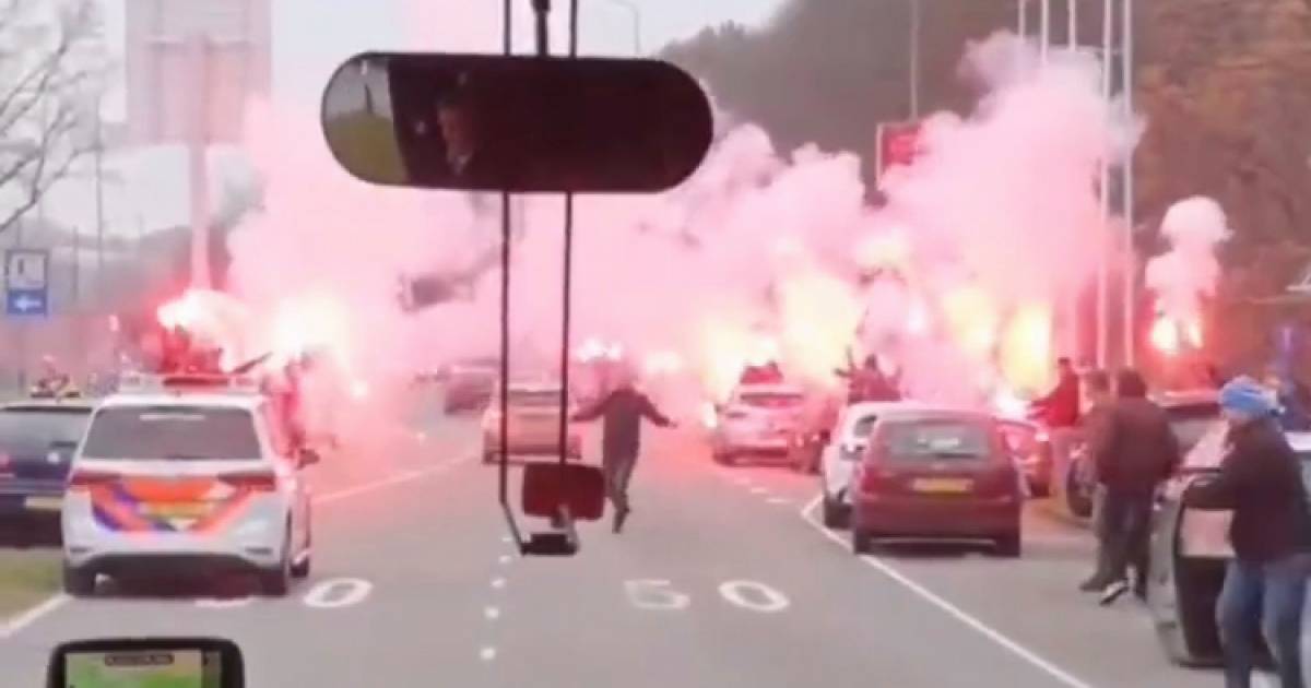 Oponthoud voor spelersbus De Graafschap door sfeeractie ...