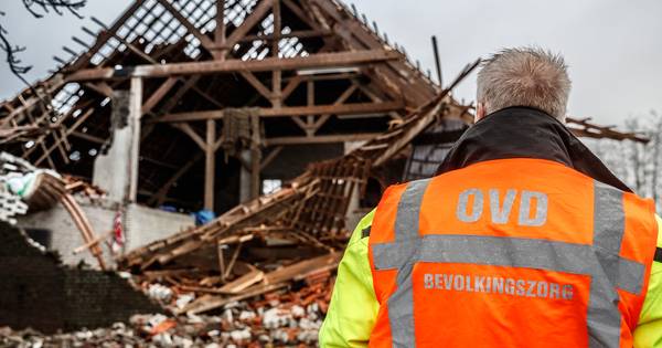 Slapen in pipowagen of wijnvat in voormalige boerenschuur Lage Zwaluwe?