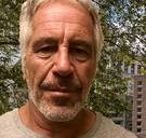 ‘Twee bewakers van Jeffrey Epstein beschuldigd van schriftvervalsing’