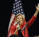 ‘Pocahontas’ maakt vuist tegen Wall Street