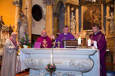 Afscheid van pastoor én opa Henk Janssen