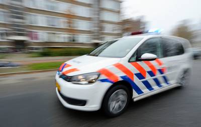 Politie zoekt gezette man met mes na overval op Spar in Haps
