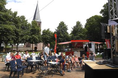 Eerder einde aan coronaproof zomerterras in Mill