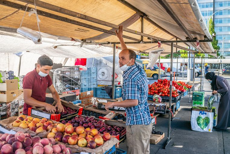 In Nieuw-West beduidend meer besmettingen: hoe komt dat ...