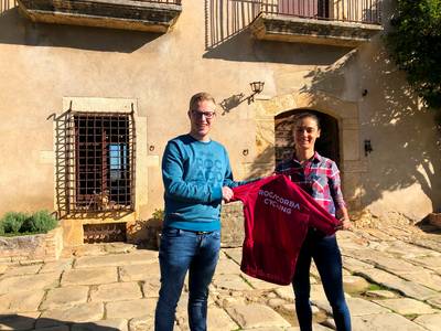 Trainen en leven als een prof bij Gorenaren op een geliefd terrein in Spanje