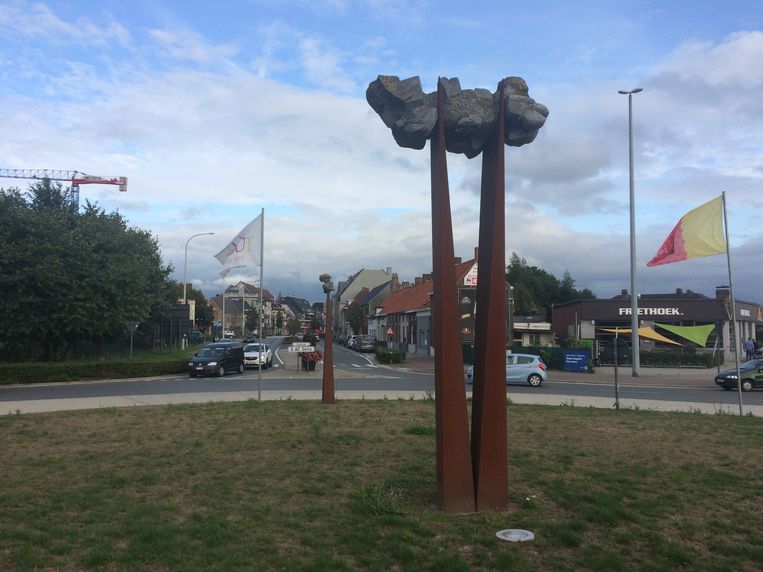 Afbeeldingsresultaat voor kunstwerk verwijderd uit Torhout