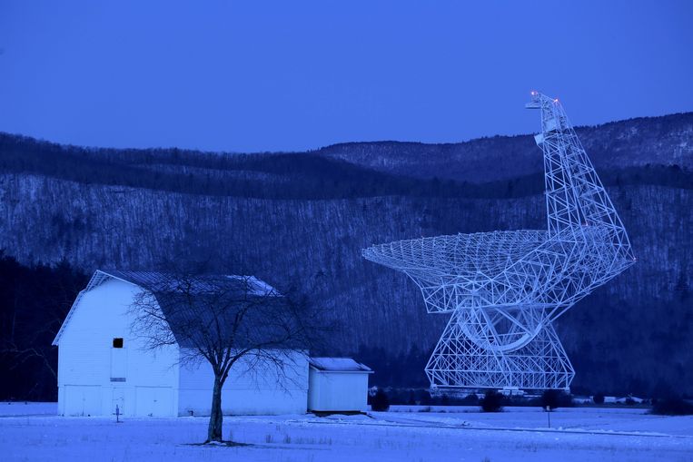 De Robert C. Byrd Green Bank Telescope, de grootste stuurbare radiotelescoop ter wereld. 