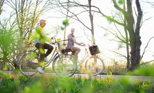 Zo lang moet je (elektrisch) fietsen om een kilo af te vallen