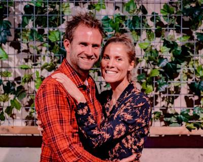 Boer Tom kan niet wachten op baby: ‘Ik zie mijn kind al op ’n trekkertje rondrijden’