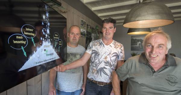 Vanaf het boerenerf in Beckum wordt met blaasgruis de wereld vergroend
