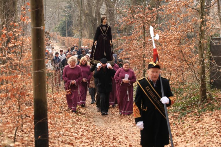 Rouwkledij vrouwen