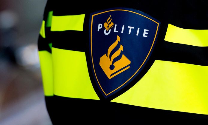 Tweetal Beroofd Door Jongens Op Scooter In Zwijndrecht Dordrecht Ad Nl
