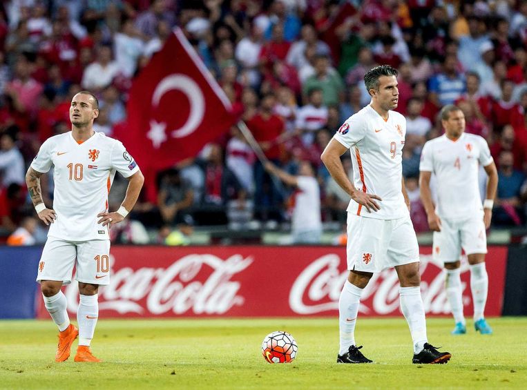 Oranje gaat af tegen Turkije, EK ver weg | Het Parool