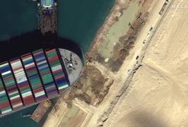 Vandaag nieuwe poging om blokkeerschip Suezkanaal vlot te trekken