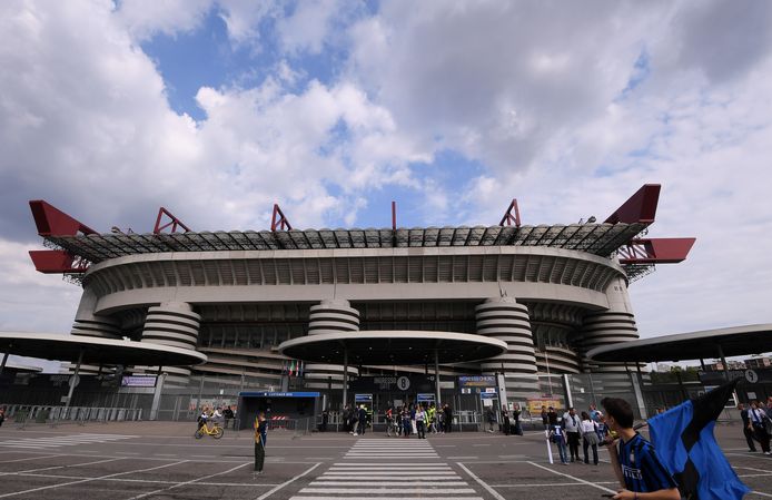AC Milan en Inter gaan nieuw stadion bouwen: San Siro gaat ...