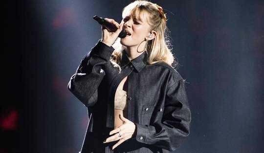 Koop hier als eerste tickets voor Angèle in de ING Arena