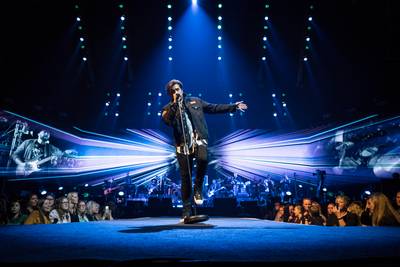 Waylon kondigt extra show aan en laat luisteraars setlist kiezen