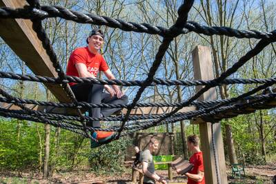 Groot outdoor sport en recreatiecentrum bij zwembad De Randoet in Made