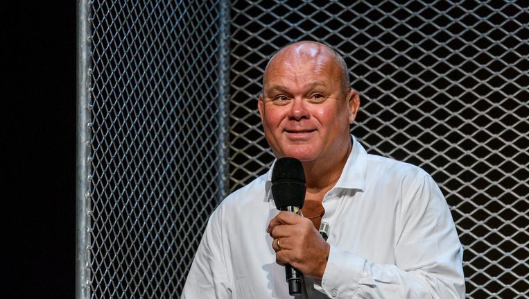 Paul de Leeuw: 'Ik zit nu wat minder op de grap' | Het Parool