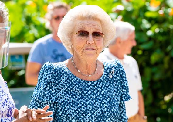 Prinses Beatrix spreekt zich uit over jongeren