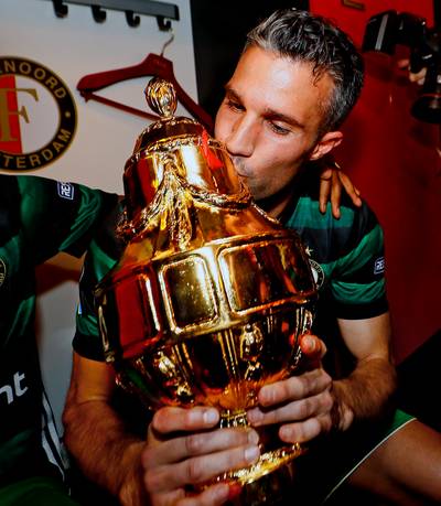 Van Persie twijfelt over toekomst: 'Ik wil het liefste tot m'n veertigste doorgaan'