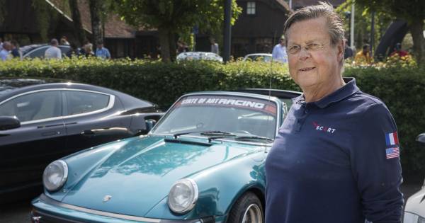 Van Porsche tot Ferrari: toertocht in Beckum met mooie speeltjes