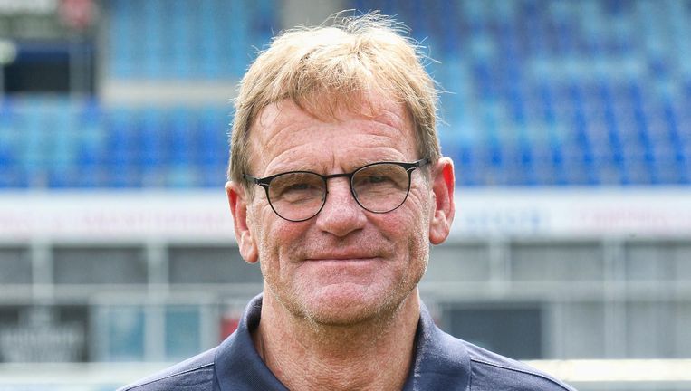 Assistent Bondscoach Lodeweges Wordt Alom Geprezen Waarom Slaagde Hij Dan Nooit Als Trainer De Volkskrant
