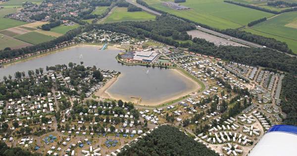 Chalet op recreatiepark Prinsenmeer in Ommel uitgebrand
