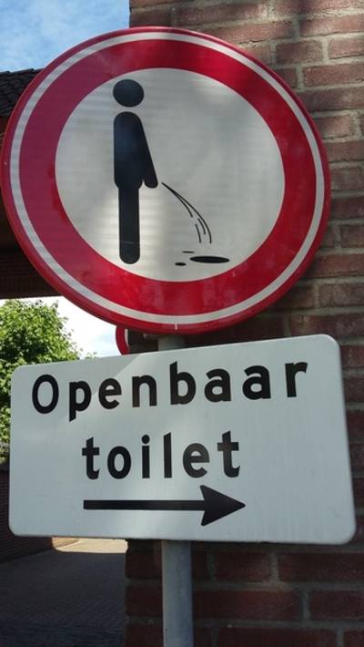 Wildplassen? Niet doen, deze muur plast terug!