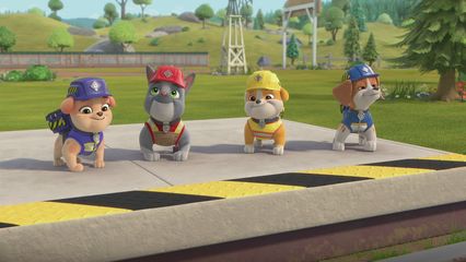 2. De crew bouwt een station & De crew bouwt een Sierra Sparkle-bord