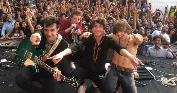 PEER in Mumbai: 'Wauw. We zijn rocksterren' | Zeeuws nieuws - PZC