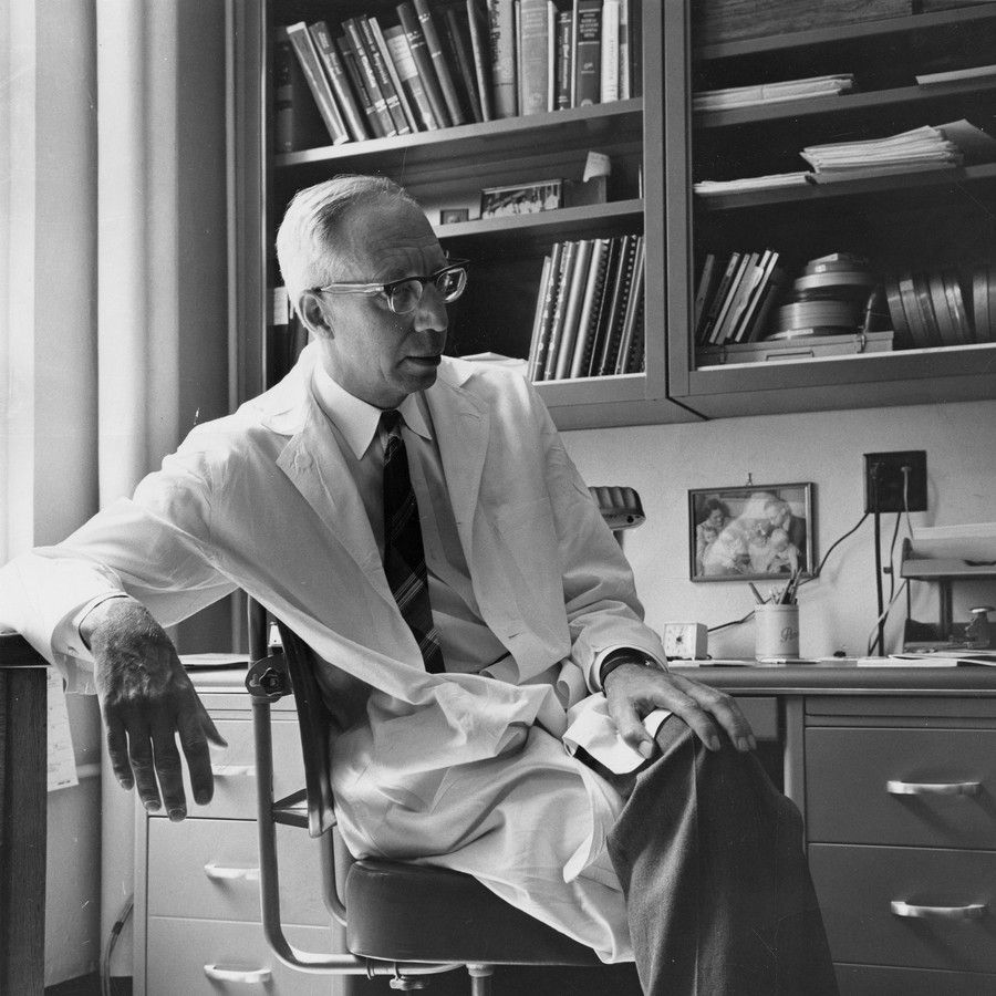 Willem Kolff de dokter die het leven van miljoenen nierpatiënten redt Foto destentor.nl