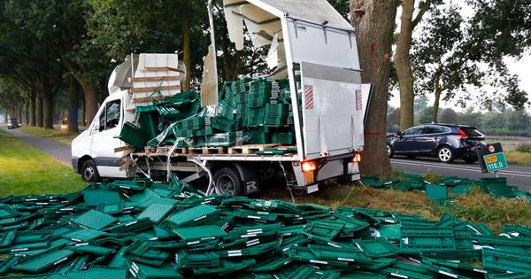Stelen van kratten blijkt lucratieve bezigheid dankzij statiegeld - De Gelderlander