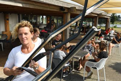 Corona doet keuken Riverside Outdoor in Appeltern tijdelijk de das om