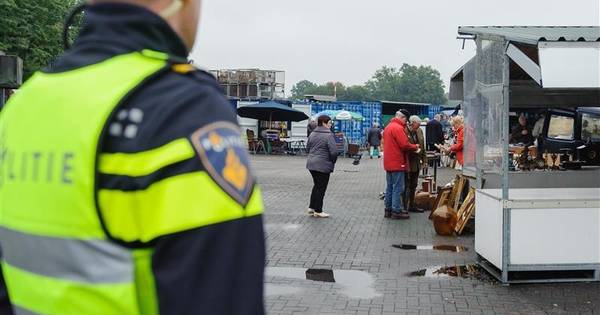 Koffer met sieraden gestolen op Weerselose markt